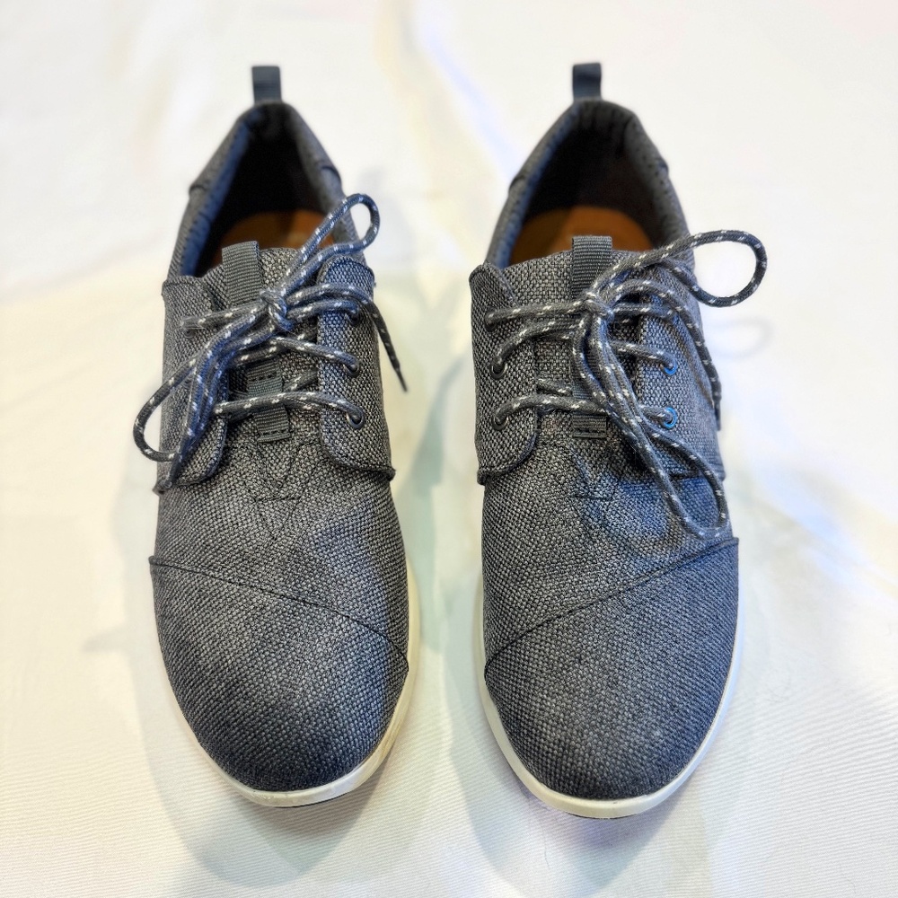 Women's Toms Original Size 8.5M